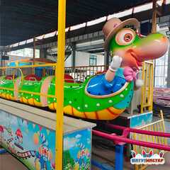 Детский аттракцион-горка «Чудо-гусеница», 5 кабин 10 мест, 16,5×8×3,5 м