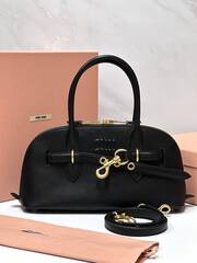 Сумка MIU MIU Aventure, черная