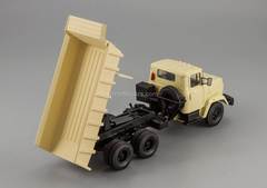 KRAZ-6510 dump truck 1985-1994 beige 1:43 Nash Avtoprom