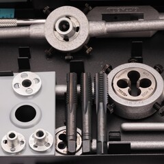 Набор метчиков и плашек M3 -M12 HSSE-VAP 52пр Volkel 49150