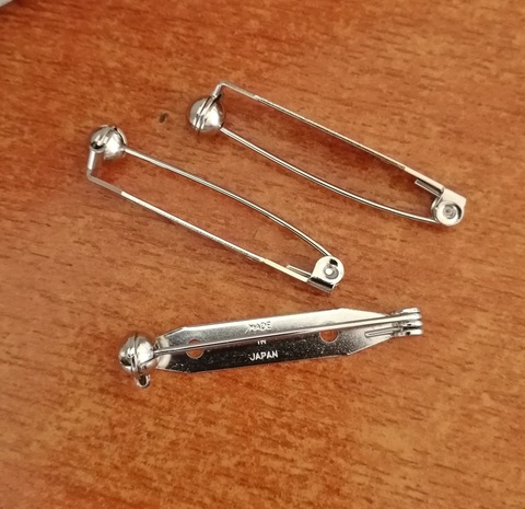 Основа для брошей со стопором 35 мм. Производитель Япония.