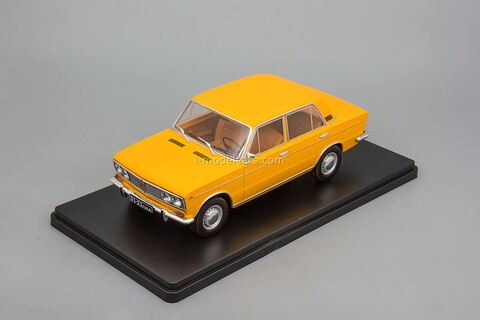 VAZ-21035 Zhiguli Lada 2103 yellow 1:24 Legendary Soviet cars Hachette #94