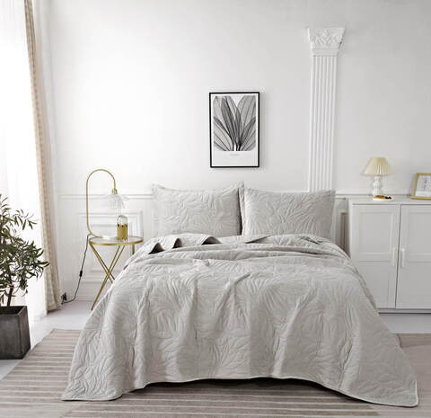 Покрывало 160х220 и наволочка 50х70 Sofi De MarkO Глория серое