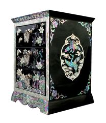 Шкатулка-сундучок Журавли ручной работы черная, Южная Корея 120x120x170мм