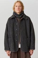 Куртка из серого меха