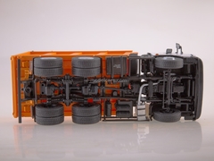 MAZ-6501 dump truck restyling white-orange 1:43 AutoHistory