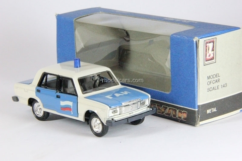 VAZ-2107 Lada GAI Police Russia with flasher Agat Mossar Tantal 1:43