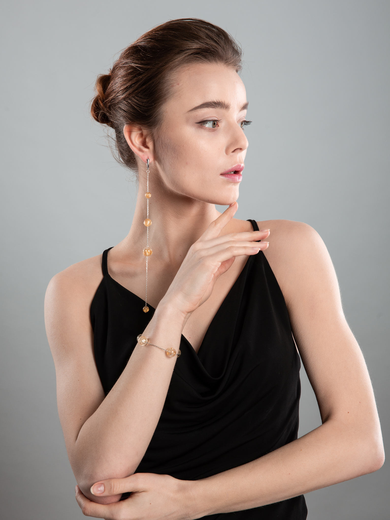 Серьги асимметричные из цитрина
