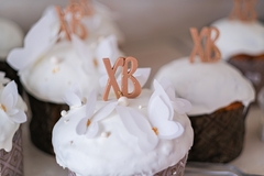 Кулич с жидкой начинкой из шоколада