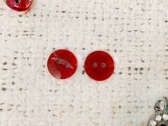 Пуговицы блузочные, d 1,1 см, 2 прокола, красный
