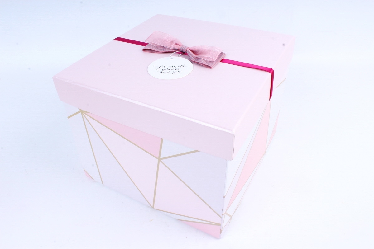 Коробка для подарка своими руками: упаковываем подарки красиво и необычно