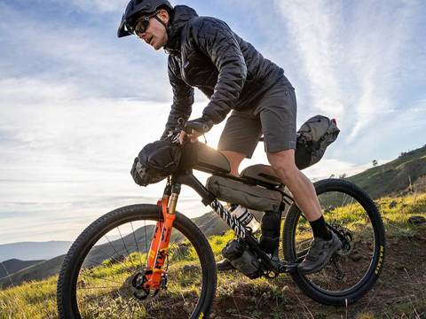 Картинка велосумка Topeak Frontloader 8L Green - 2