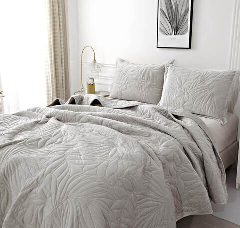 Покрывало 160х220 и наволочка 50х70 Sofi De MarkO Глория серое