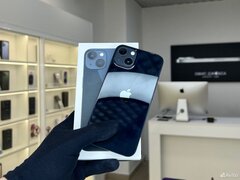 iPhone 13, 256 ГБ б/у