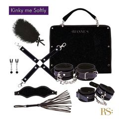 БДСМ-набор в черном цвете Kinky Me Softly - 