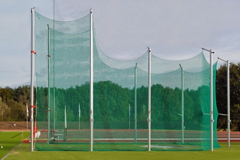 Высота соревновательной клетки: 5 м сзади и 7 м спереди, ИААФ/WA 2020 Polanik KLD17-5/7-A