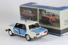 VAZ-2107 Lada GAI Police Russia with flasher Agat Mossar Tantal 1:43