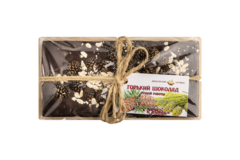 Горький шоколад ручной работы, с кедровым орехом и сосновой шишкой 100 г.