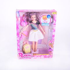 Кукла балерина с чемоданом