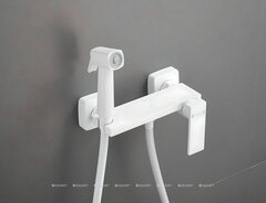 Смеситель с гигиеническим душем HAIBA HB5517-8 белый