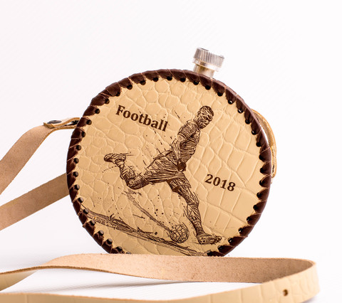 Фляга круглая в кожаном чехле «Football-2018», 0,5 л