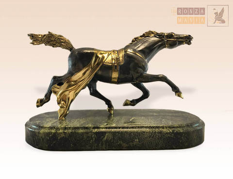 статуэтка Конь в галопе