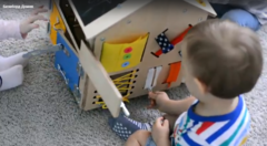 ЧикиБрики Развивающая игрушка Бизиборд 