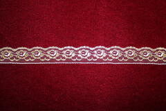 Кружево белое/чёрное золото (узкое)