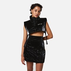 BLACK CROPPED VEST