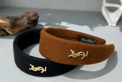 z031-obodok-dlya-volos-chernyj-camel-ysl