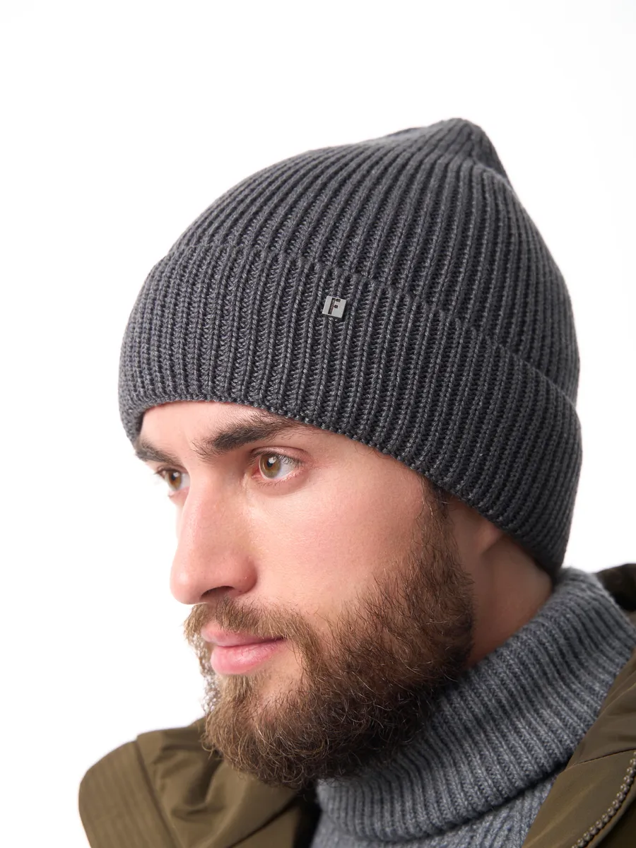 Шапка зимняя на флисе вязаная осень