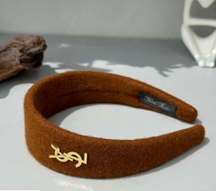 Z031 - Ободок для волос черный/camel YSL