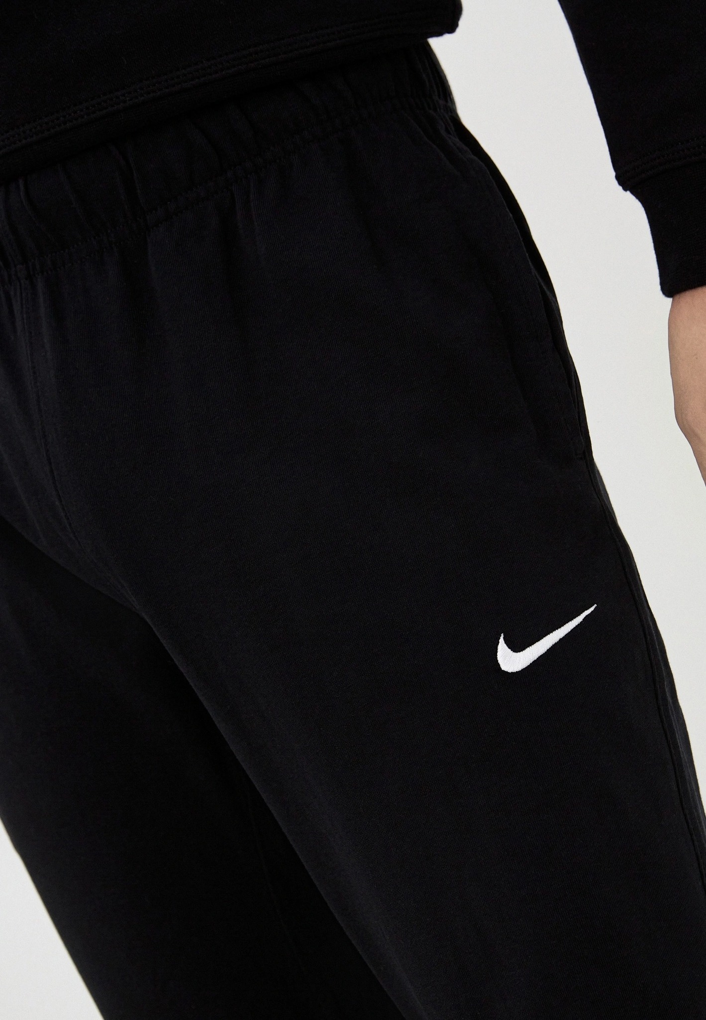 Cuffed nike pants online