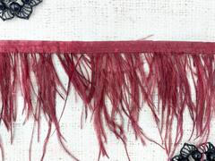 Кант с пером страуса, ш. 9 см, винный