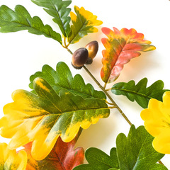 №2 Дуб зелено-желтые листья, с желудями, искусственная зелень, ветка 60 см., набор 2 ветки.