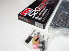 Цепь RK Japan 520 MXZ4 120 CL