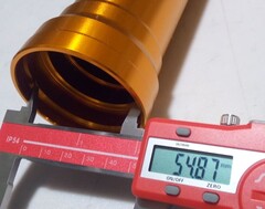 Внешний стакан пера вилки для Yamaha YZF R1 2015 - 2021 г.в., золотой