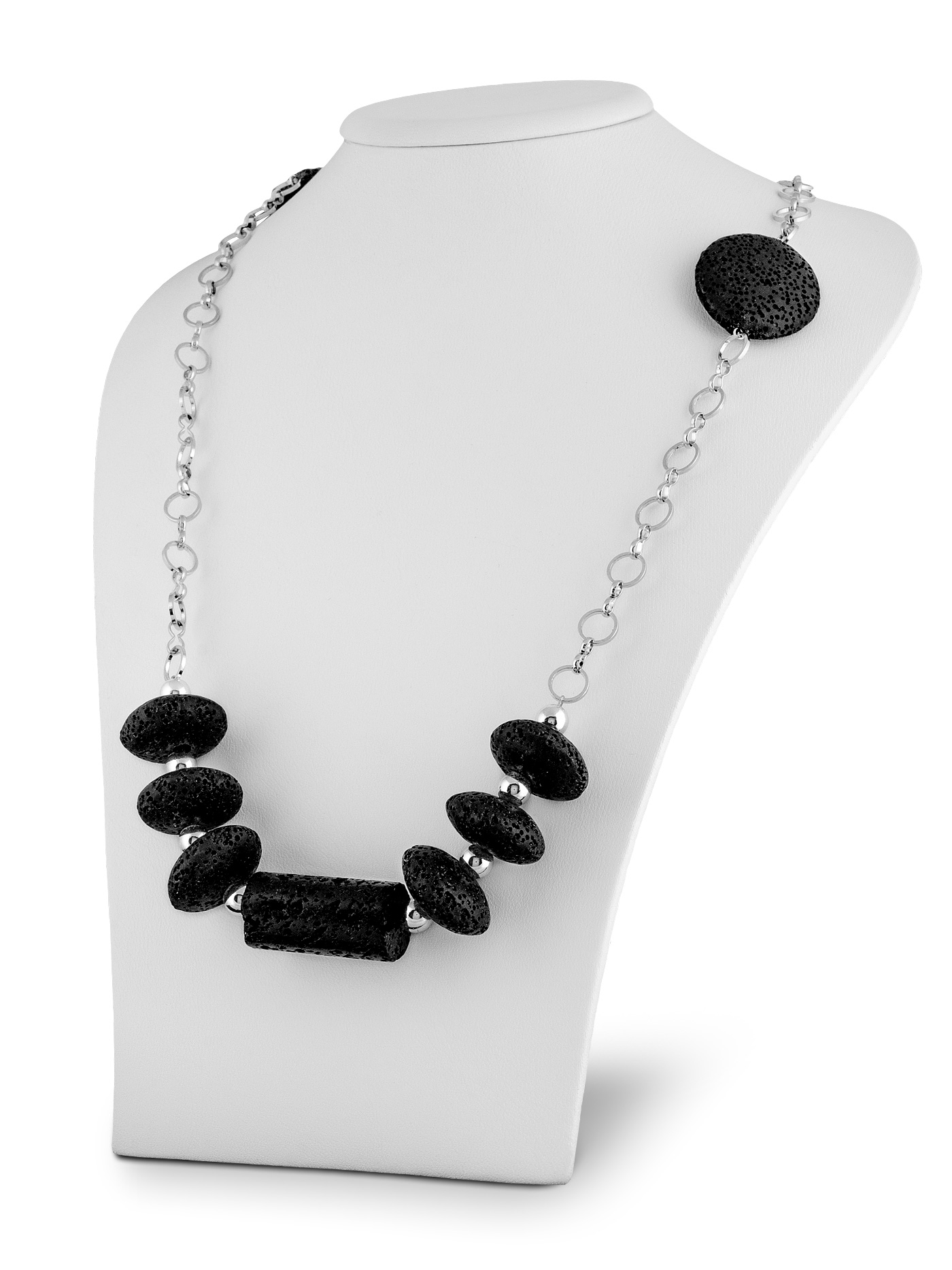 Колье с вулканической лавой