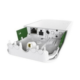 MikroTik wAP R with 650MHz CPU, 64MB RAM, 1xLAN, built-in 2.4Ghz 802.11b/g/n Dual Chain wireless with integrated antenna, miniPCI slot, LTE internal antenna with 2 x u.fl connectors, RouterOS L4, outd