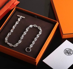 kole-farandol-iz-nerodirovannogo-serebra-925-proby