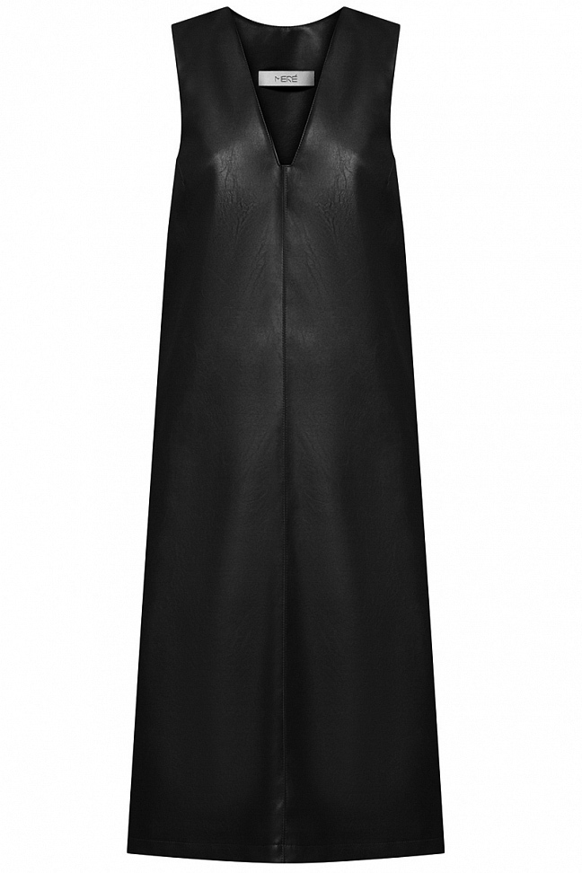 Платье из экокожи без боковых швов с вырезом на груди, черный