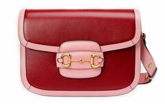 Маленькая сумка на плечо Gucci Horsebit 1955 розовый/темно-красный