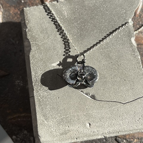 SRN Подвеска Black Orchid