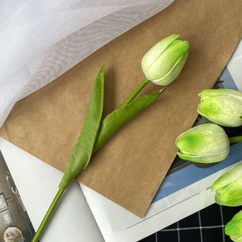 Цветы из бумаги тюльпаны