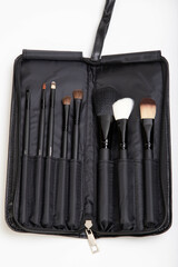 OG Набор кистей из натуральной щетины № 8 в кошельке на молнии ЧЕРНЫЙ (8 кистей)