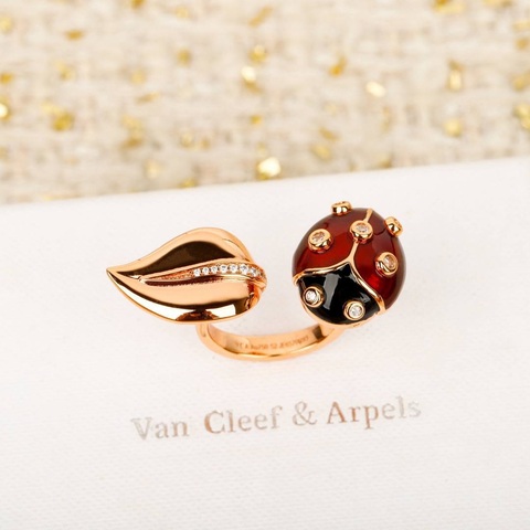 Кольцо божья коровка 🐞  VCA VGOLD
