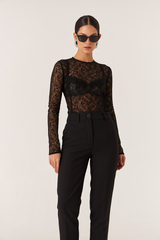 Лонгслив из кружева