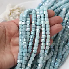 Хрусталь (стекло) граненный, кубик, бирюзово-голубой, 6 мм, 1 нить, К239