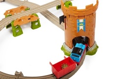 Fisher Price Игровой набор Томас и Замок из серии ТрекМастер (Y3418)