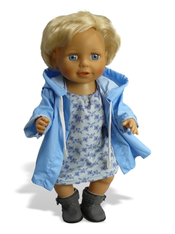 Комплект с плащом и трикотажным платьем - На кукле. Одежда для кукол, пупсов и мягких игрушек.